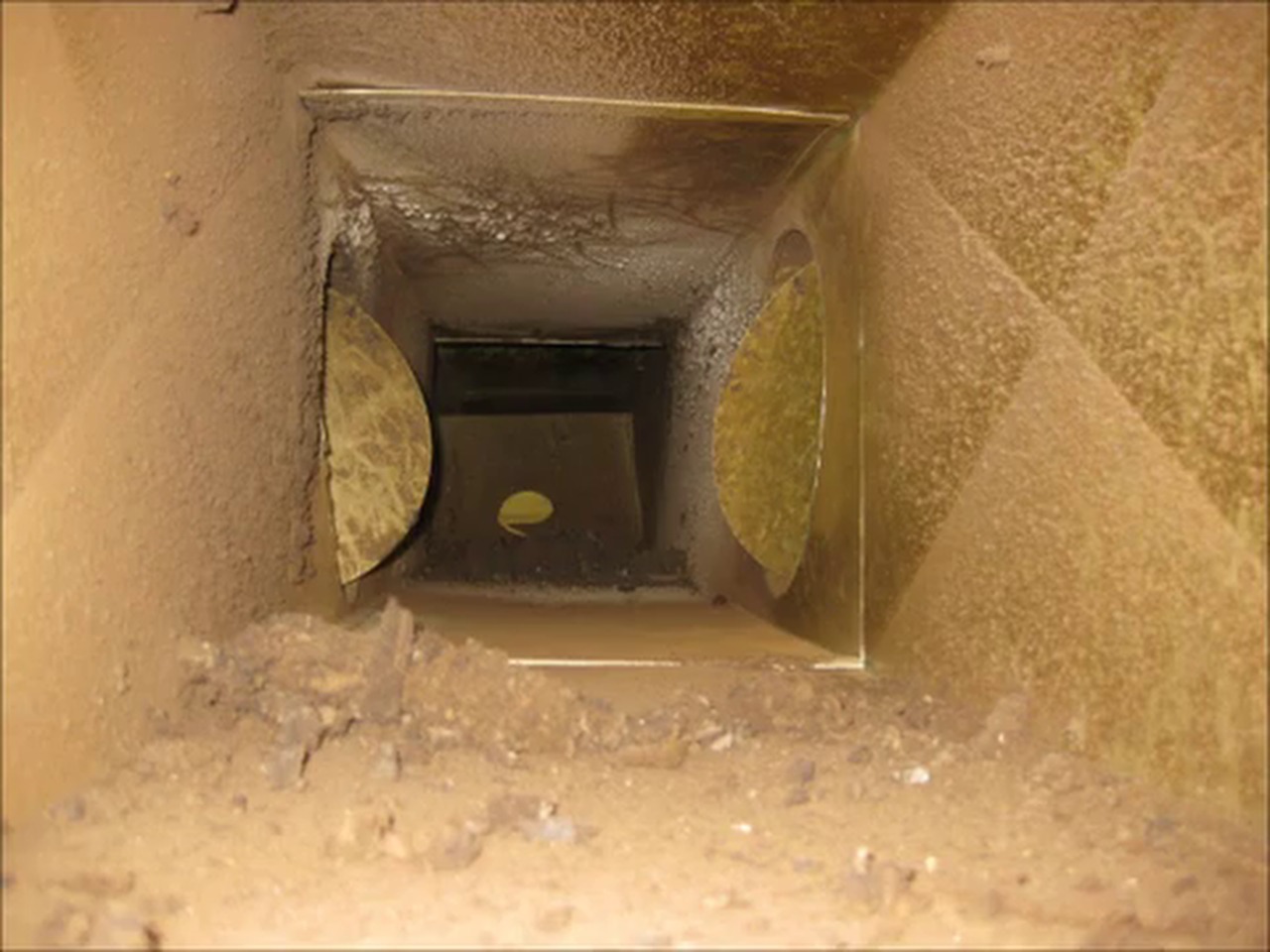 Dirty Duct Before Cleaning